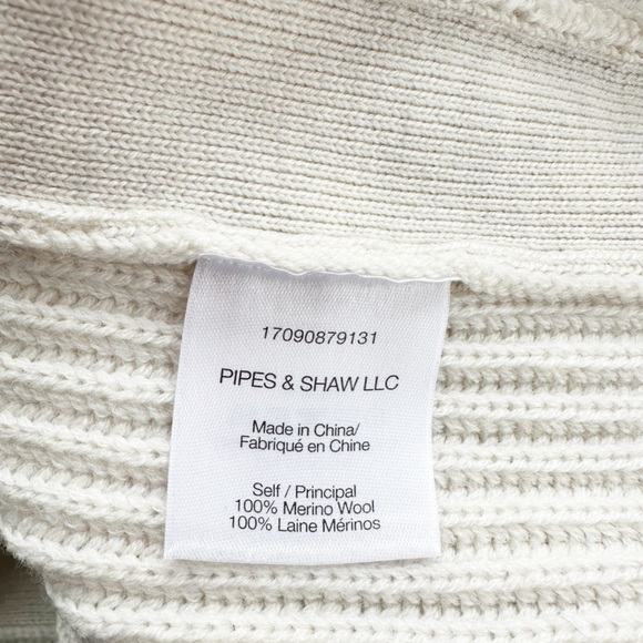 Veronica Beard • Pearson Button Detail Merino
Wool Sweater - Picture 10 of 10